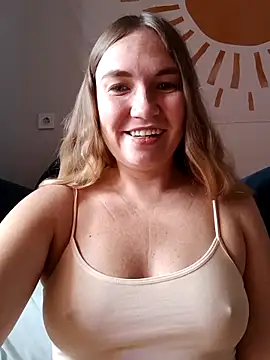 Snapshot of KisaVixen chatting on October 2025 08:34:01 AM KisaVixen online show from October 2025 08:34:01 AM