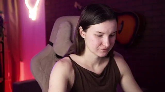 AgataWillis online show from October 2025 04:43:02 AM