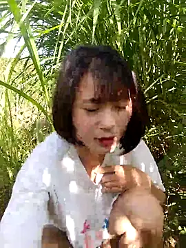 linda bae00 online show from November 2025 01:49:02 AM