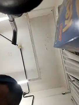 EmeyErre online show from April 2026 06:18:01 AM