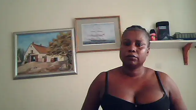 Missparis online show from September 2025 10:28:01 AM