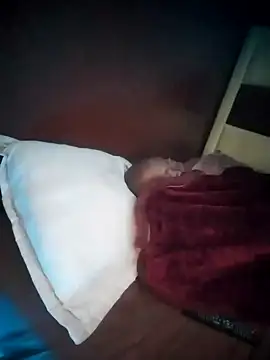 Snapshot of TinnyVsGiant chatting on September 2025 02:58:02 AM TinnyVsGiant online show from September 2025 02:58:02 AM