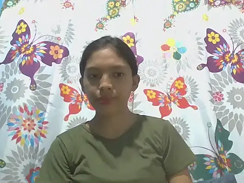 Snapshot of preggymom19 chatting on September 2025 02:35:02 AM preggymom19 online show from September 2025 02:35:02 AM