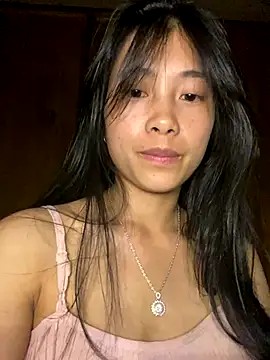 EmLy02 online show from October 2025 02:41:01 PM