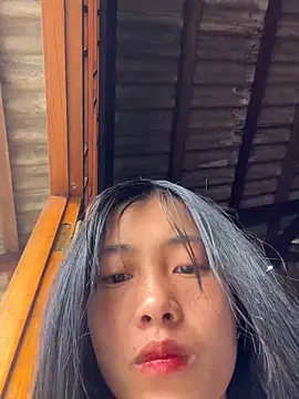 EmLy02 online show from March 2026 01:10:02 AM