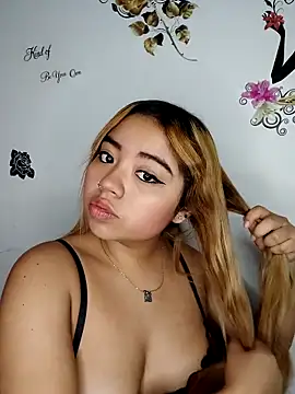 Emily  Hott online show from February 2026 12:04:02 PM