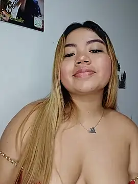 Snapshot of Emily__Hott chatting on June 2026 03:20:02 AM Emily Hott online show from June 2026 03:20:02 AM