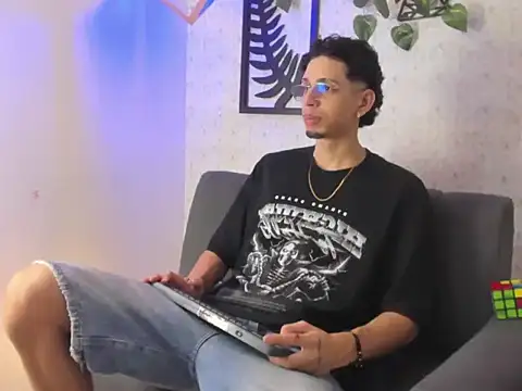 nicolai drake online show from October 2025 07:58:02 PM