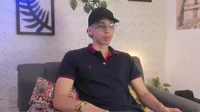 nicolai drake online show from November 2025 03:41:01 AM