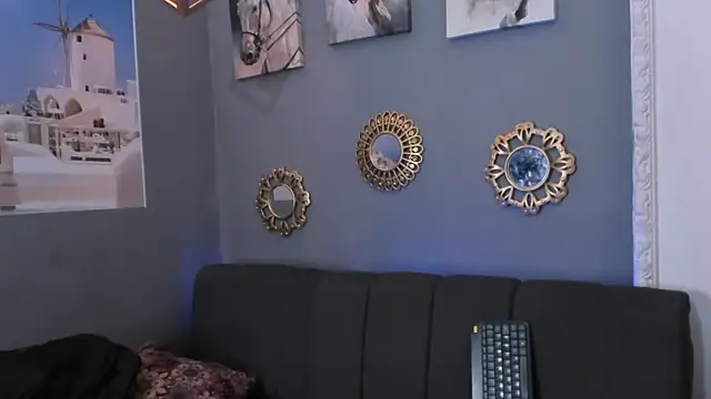 nicolai drake online show from November 2025 03:38:01 AM