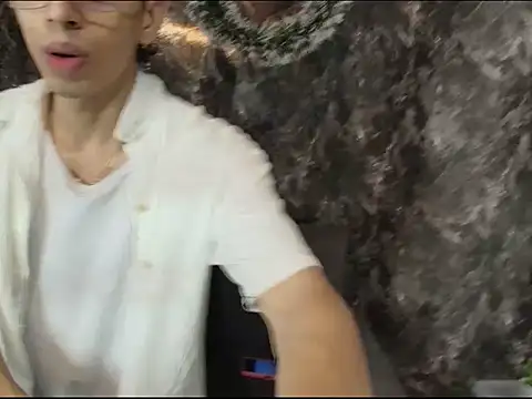 nicolai drake online show from November 2025 03:31:02 AM