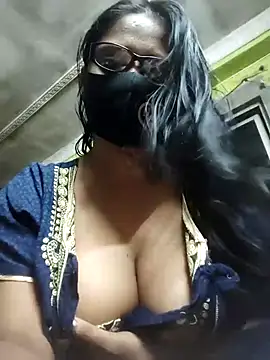AVA55 online show from October 2025 06:30:02 PM
