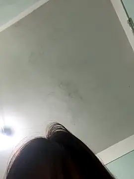 qinejr37 online show from October 2025 11:03:02 PM