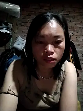   Ngoc20   online show from December 2025 02:56:02 PM