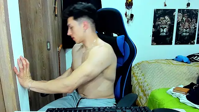 javiersexymann online show from December 2024 12:09:02 AM