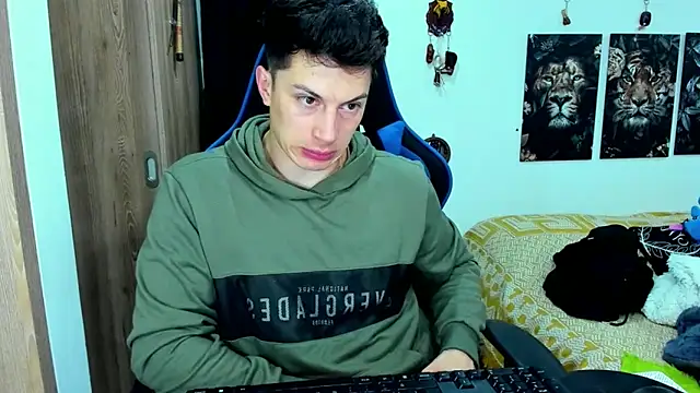 javiersexymann online show from December 2024 10:55:02 PM