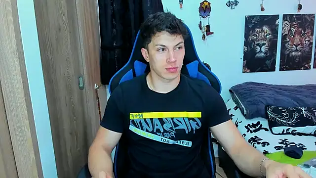 javiersexymann online show from February 2025 06:10:02 PM