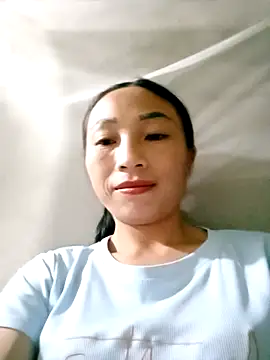 lucybaby00 online show from October 2025 02:26:02 PM