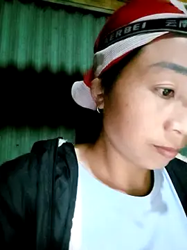 lucybaby00 online show from November 2025 01:57:01 PM