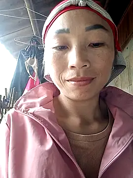 lucybaby00 online show from November 2025 06:02:02 AM