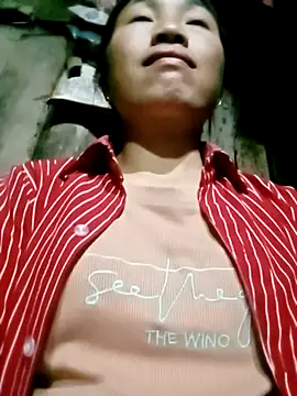 lucybaby00 online show from February 2026 02:05:02 PM