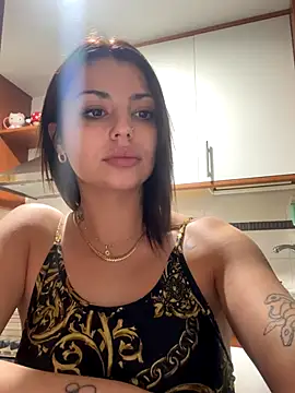 NoeliaGarcia17 online show from October 2025 10:21:02 PM