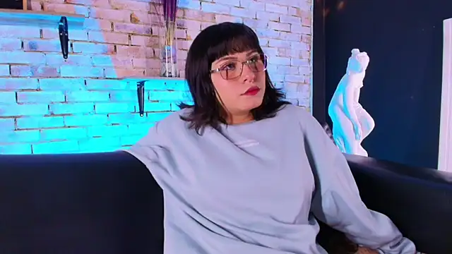 kitty malach online show from April 2026 03:07:02 AM