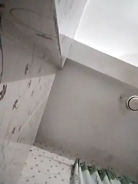 khhlmn online show from October 2025 04:07:02 PM