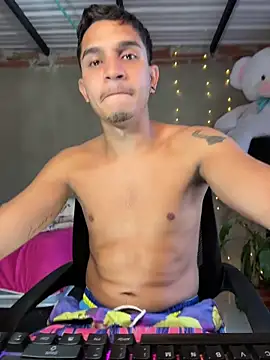 Angel latinboy online show from May 2026 12:44:02 PM