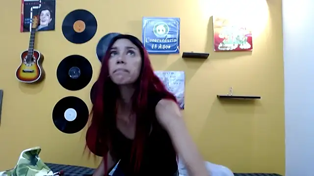 skinnyverus18 online show from March 2026 07:32:02 PM