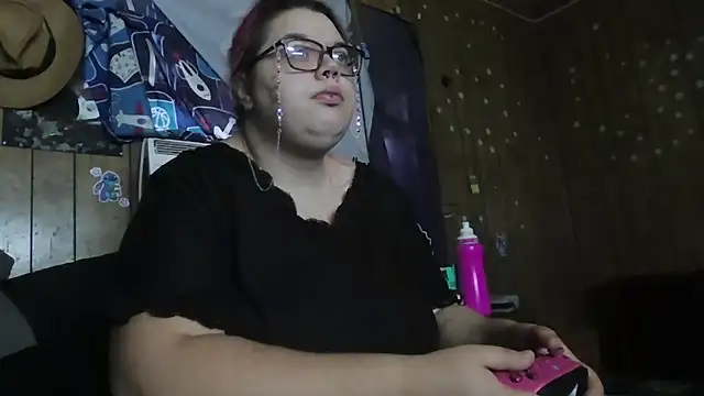 Snapshot of GoddessDess chatting on September 2025 12:52:02 PM GoddessDess online show from September 2025 12:52:02 PM