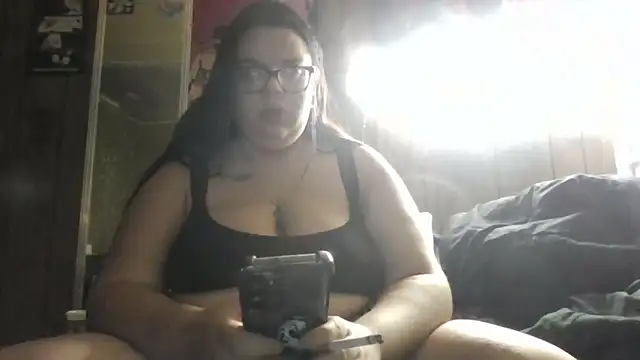 Snapshot of GoddessDess chatting on September 2025 05:29:02 PM GoddessDess online show from September 2025 05:29:02 PM