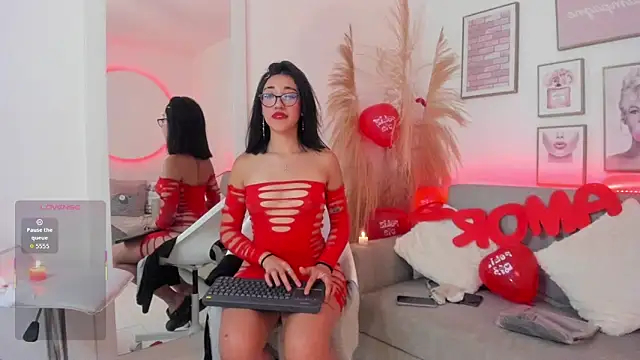 Miacorner  online show from February 2026 11:41:01 PM