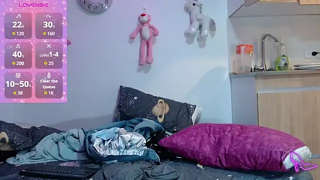 AllysonStonne online show from February 2026 01:01:02 AM