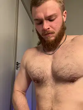 VictorTransMan online show from December 2025 10:33:01 AM