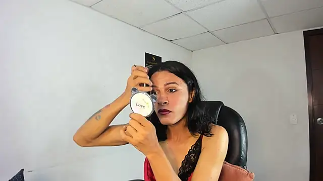 Aisha hotts777 online show from December 2025 05:15:02 AM