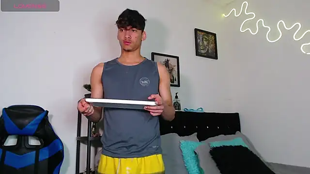 Gael Jones online show from October 2025 04:53:01 AM