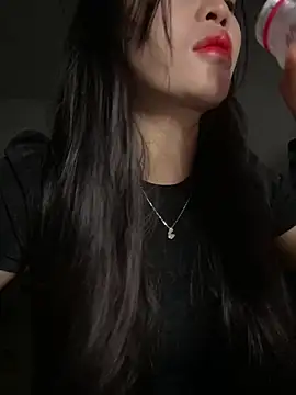 Snapshot of Lissa_xinh09 chatting on October 2025 12:50:01 PM Lissa xinh09 online show from October 2025 12:50:01 PM