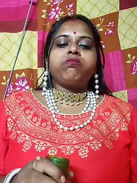 Hot-Show2 online show from October 2025 05:46:01 PM