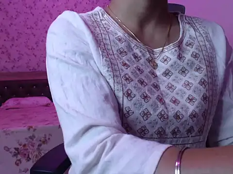 snow white123 online show from November 2025 09:03:02 PM