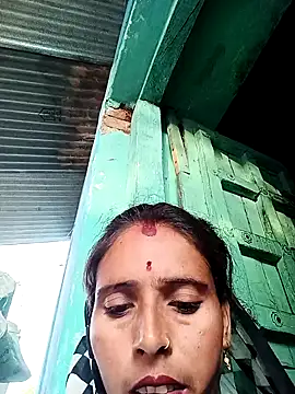 Snapshot of Arti13A chatting on June 2026 12:50:02 AM Arti13A online show from June 2026 12:50:02 AM