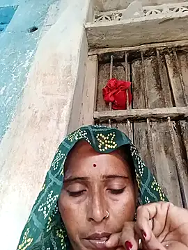 Snapshot of Arti13A chatting on July 2026 01:42:01 AM Arti13A online show from July 2026 01:42:01 AM