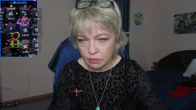 Snapshot of Rosette_Pricky chatting on October 2025 06:06:01 PM Rosette Pricky online show from October 2025 06:06:01 PM