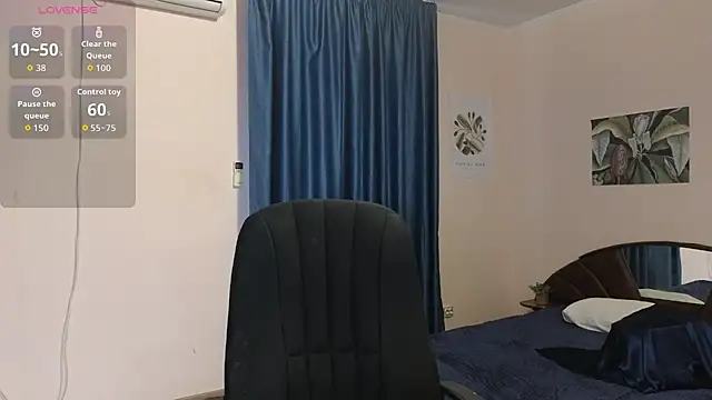 Snapshot of Rosette_Pricky chatting on October 2025 01:10:01 PM Rosette Pricky online show from October 2025 01:10:01 PM