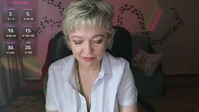 Snapshot of Rosette_Pricky chatting on April 2026 02:36:02 PM Rosette Pricky online show from April 2026 02:36:02 PM