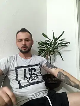 papichulo0099 online show from February 2026 03:12:02 AM