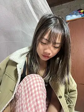 AAANINE22 online show from September 2025 01:40:02 AM