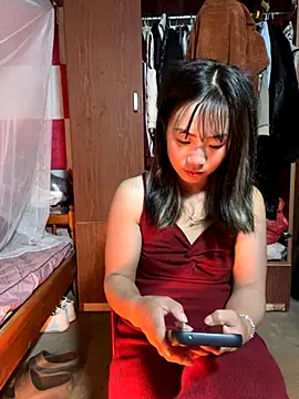 AAANINE22 online show from September 2025 02:40:02 PM