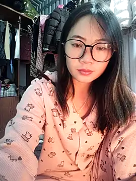 AAANINE22 online show from November 2025 01:28:01 AM