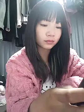 AAANINE22 online show from December 2025 01:43:01 AM